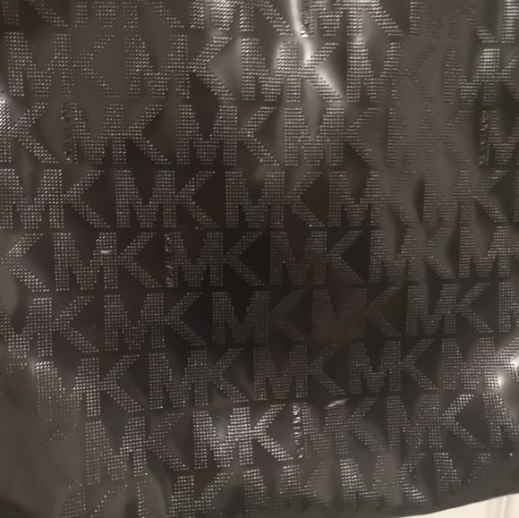Authentic MK bag and wallet - Picture 6 of 10
